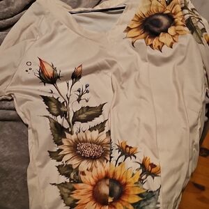 Floral Sunflower Print Women's Top